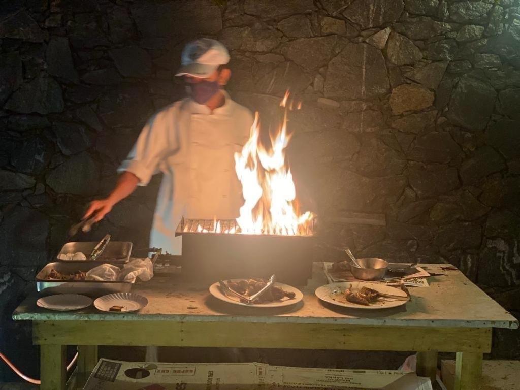 罗亚耐斯特住宿加早餐旅馆 波隆纳鲁沃 外观 照片
